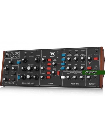 Behringer D Synthesizer